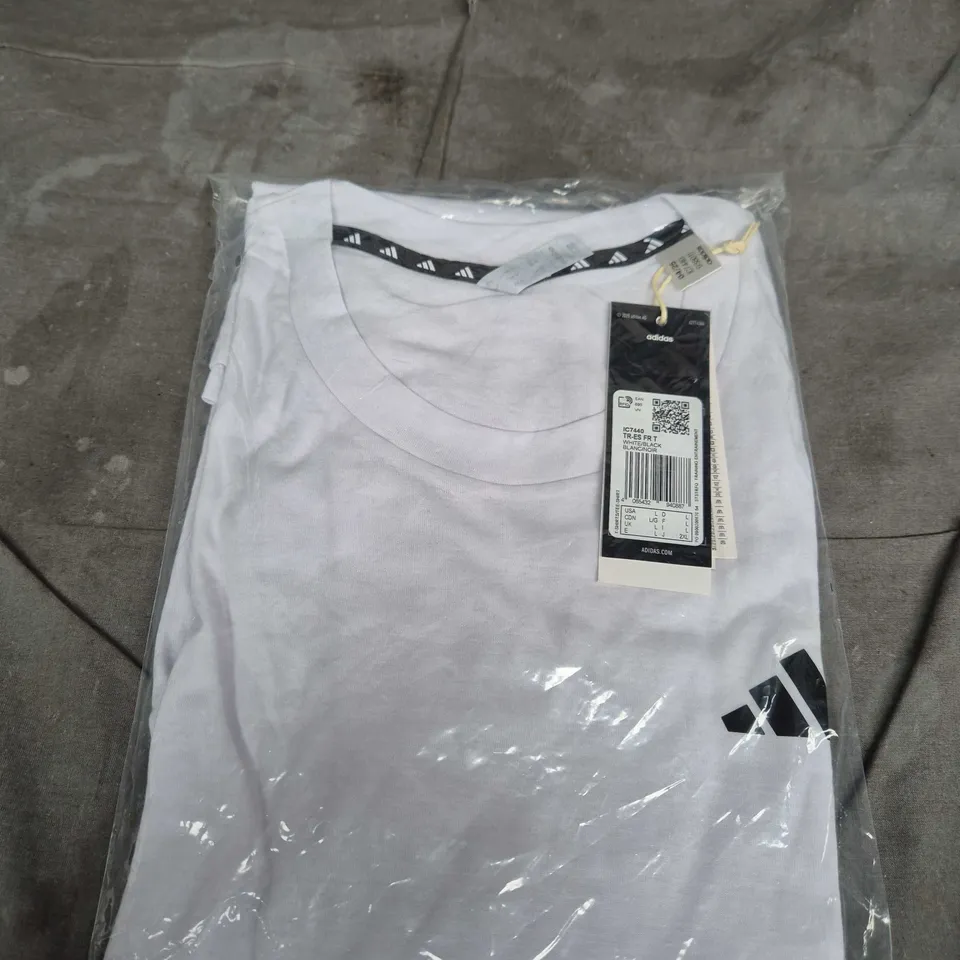 ADIDAS T-SHIRT - BLACK AND WHITE SIZE L