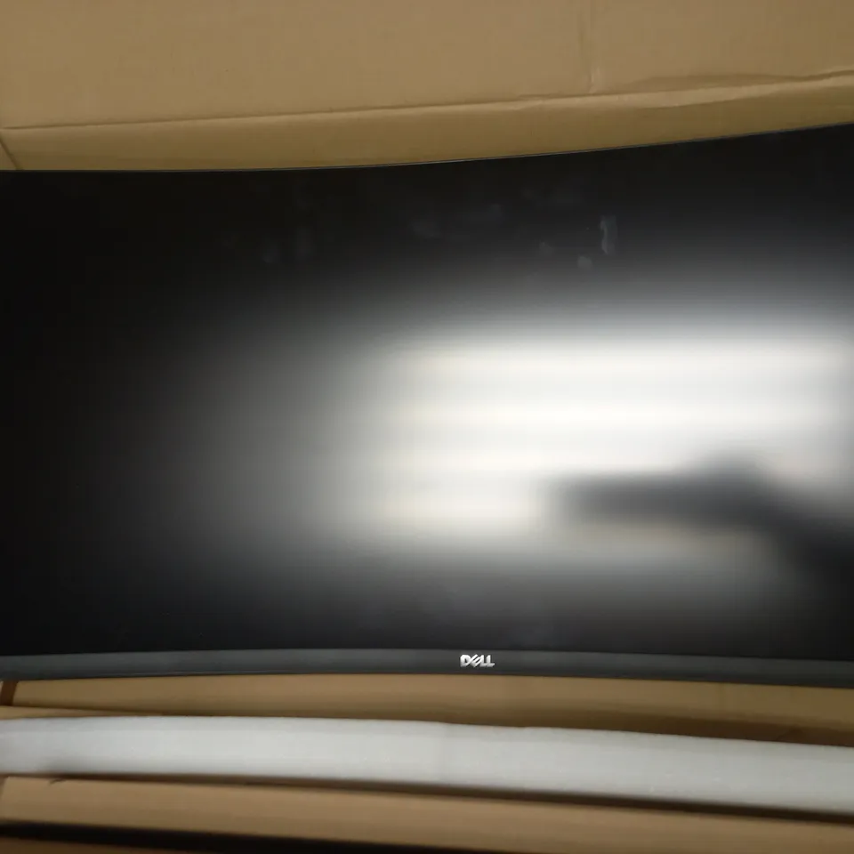 BOXED DELL CURVED MONITOR