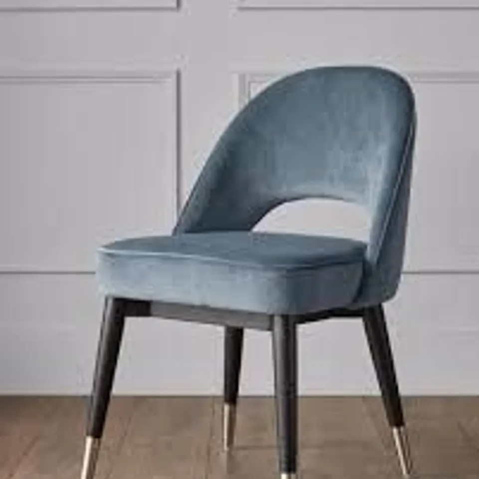 BOXED DANETTI SET OF 2 CLOVER BLUE GREY VELVET DINING CHAIRS (1 BOX)