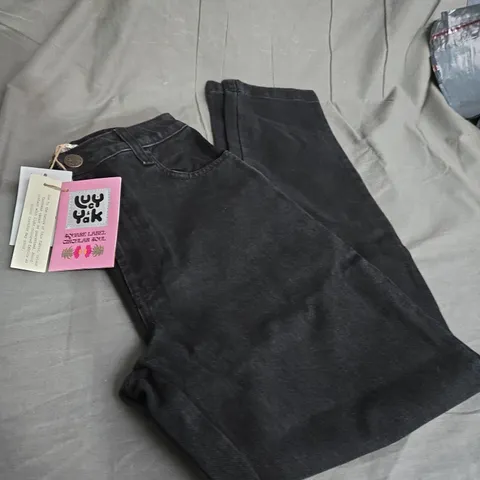 LUCY & YAK DANA JEANS SIZE 26R 