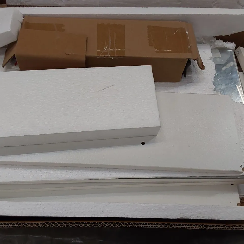 BOXED WHITE MIRROR CABINET (1 BOX)