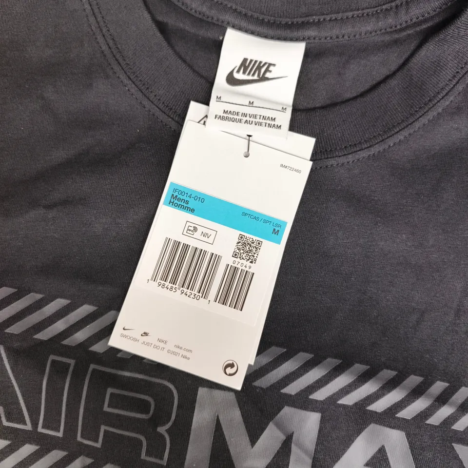 NIKE AIRMAX TEE IN BLACK - MEDIUM