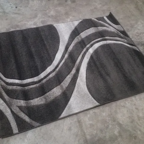 QUALITY DESIGNER AREA RUG APPROXIMATELY 120×170CM