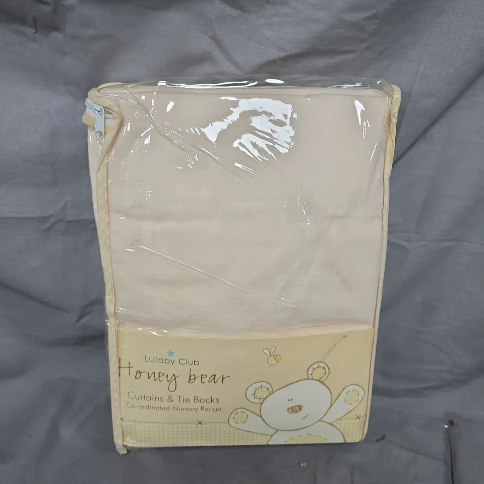 LULLABY CLUB HONEY BEAR CURTAINS AND TIE BACKS