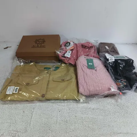 APPROXIMATELY 30 ASSORTED CLOTHING ITEMS IN VARIOUS SIZES, STYLES & COLOURS TO INCLUDE BRANDS SUCH AS REGATTA, JO&JOE, LA MAREY, ETC - COLLECTION ONLY