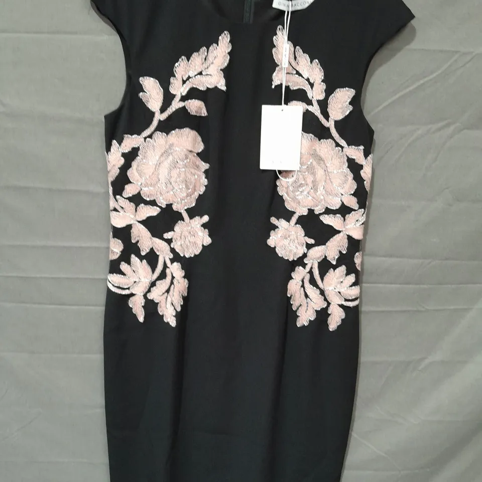 GINA BACCONI FLORAL EMBELLISHED DRESS IN BLACK - 12