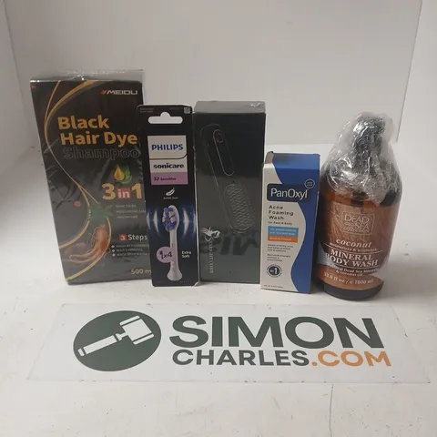 APPROXIMATELY 12 ASSORTED HEALTH & BEAUTY PRODUCTS TO INCLUDE PANOXYL ACNE FOAMING WASH, BLACK HAIR DYE SHAMPOO, DEAD SEA COLLECTION BODY WASH, ETC - COLLECTION ONLY