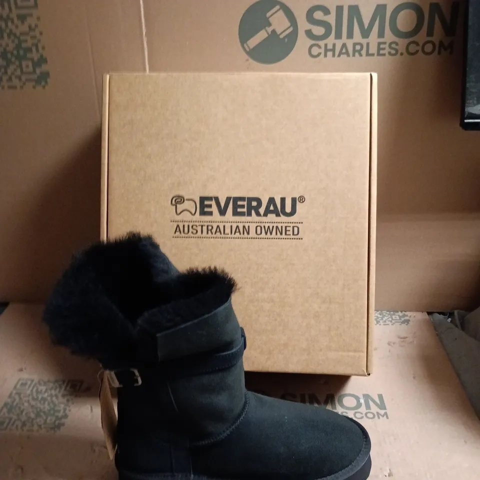 EVERAU WOMEN'S BLACK FUR-LINED ANKLE BOOTS – EU 42 (UK 8)