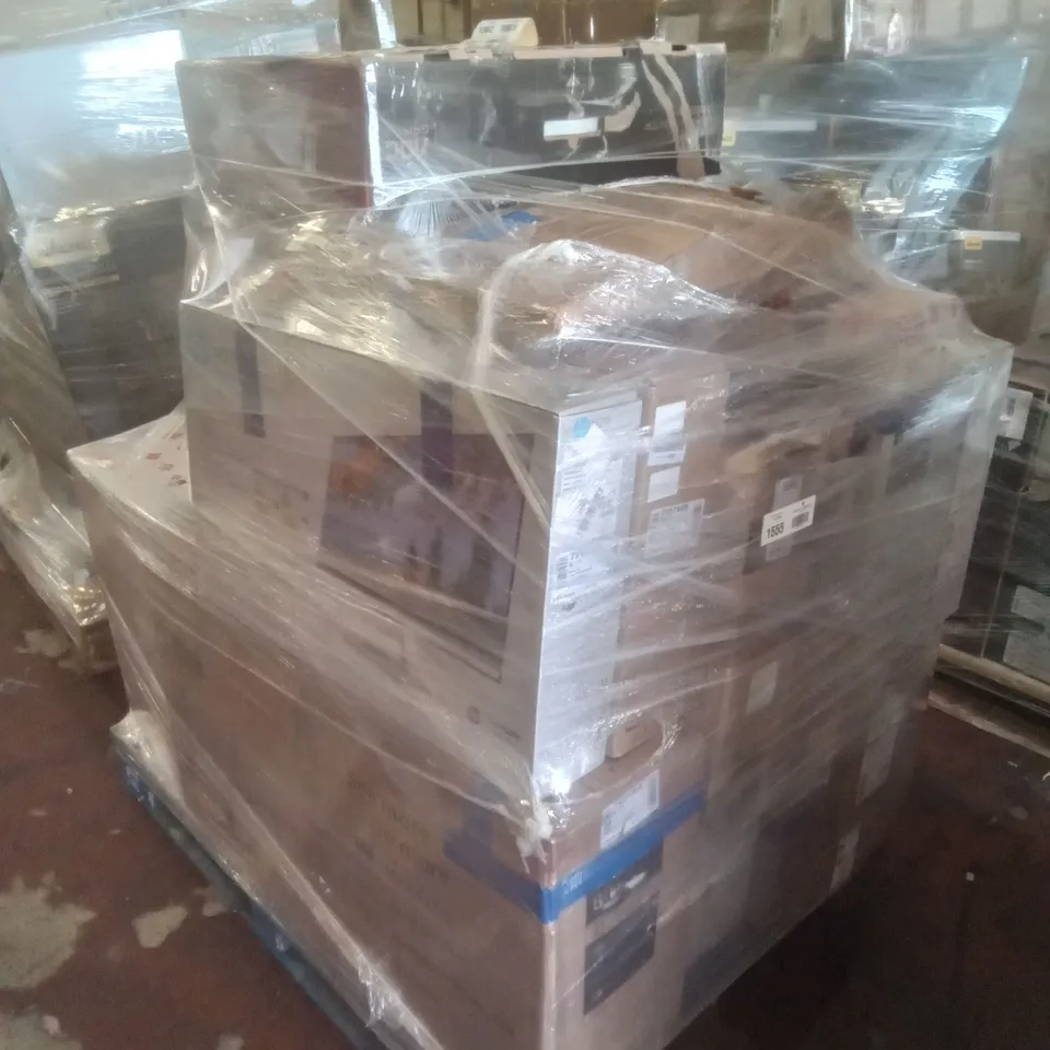 PALLET OF APPROXIMATELY 23 ASSORTED MONITORS TO INCLUDE