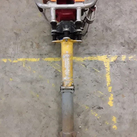 ROBEL 2 STROKE VERTICAL TAMPER