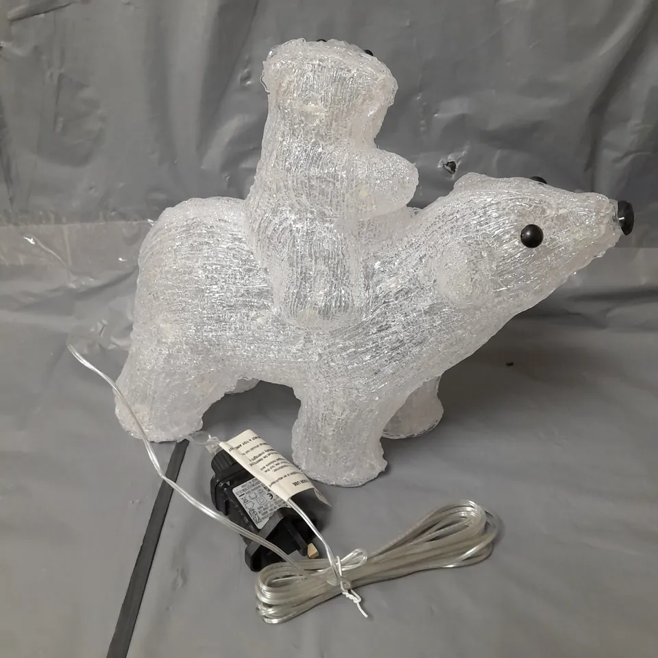 ACRYLIC MUMMY AND BABY POLAR BEAR OUTDOOR RRP £35.99