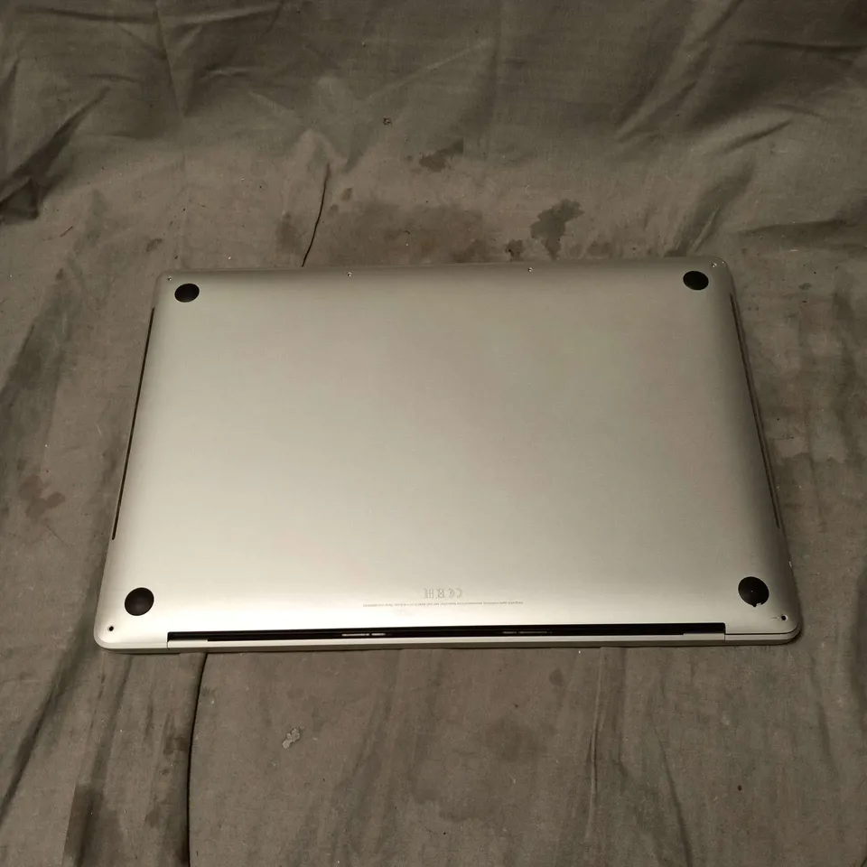 APPLE MACBOOK PRO 16 INCH 1TB M2 LAPTOP SILVER