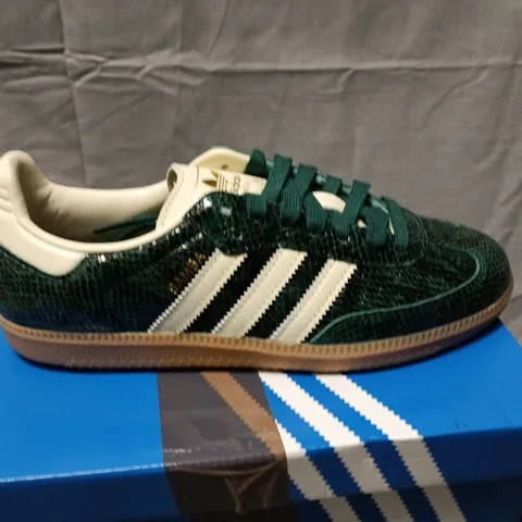 ADIDAS SAMBA OG W GREEN SNAKE-EMBOSSED TRAINERS – UK 6