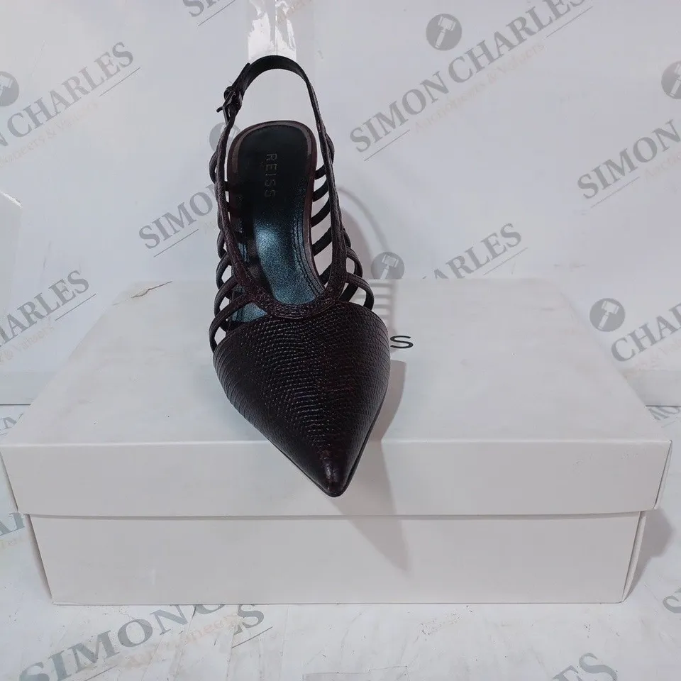 BOXED PAIR OF REISS DAPHNE SLINGBACK HEELS IN POMEGRANATE SIZE 6