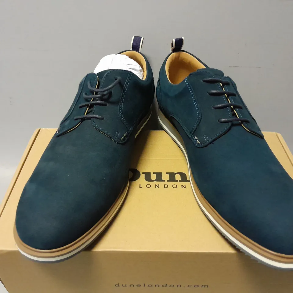 BOXED PAIR OF DUNE LONDON PLAIN TOE HYBRID SOLE SHOES IN NAVY - SIZE 9