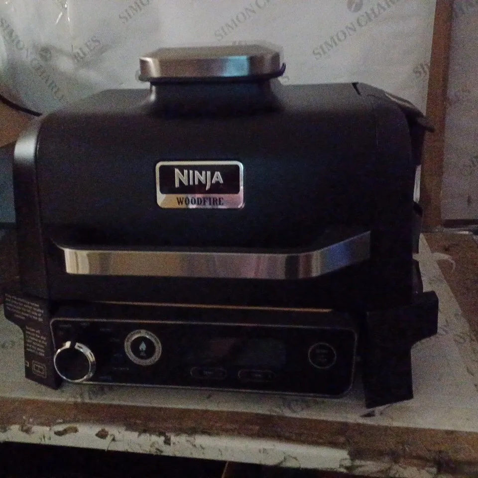 NINJA WOODFIRE ELECTRIC BBQ GRILL & SMOKER WITH AIR FRY FUNCTION OG701UKQ