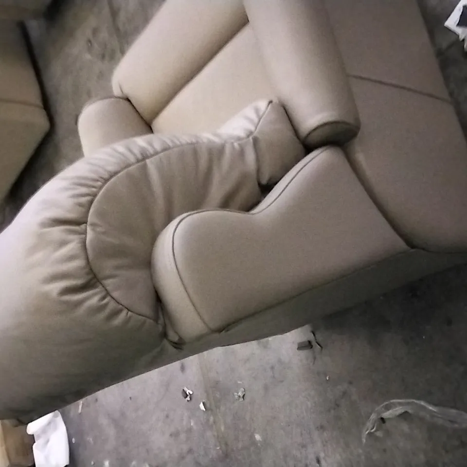 QUALITY BRITISH DESIGNED & MANUFACTURED G PLAN MOCHA LEATHER ARMCHAIR 
