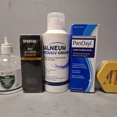 APPROXIMATELY 15 ASSORTED HEALTH & BEAUTY ITEMS TO INCLUDE - SPARTAN ROOT ACTIVATOR SHAMPOO , HAND GEL , ACNE FOAMING WASH ETC