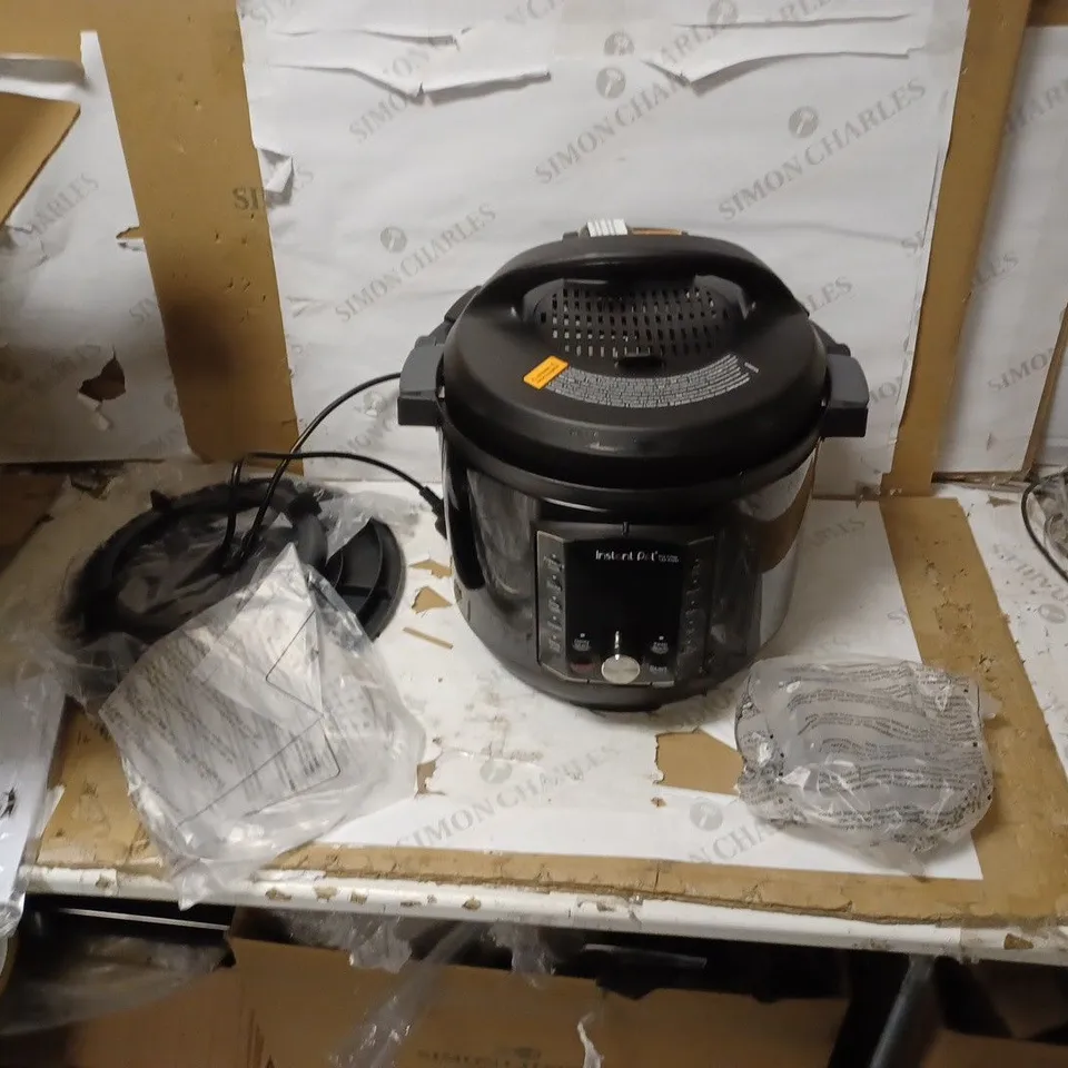 INSTANT POT PRO CRISP ELECTRIC MULTI COOKER