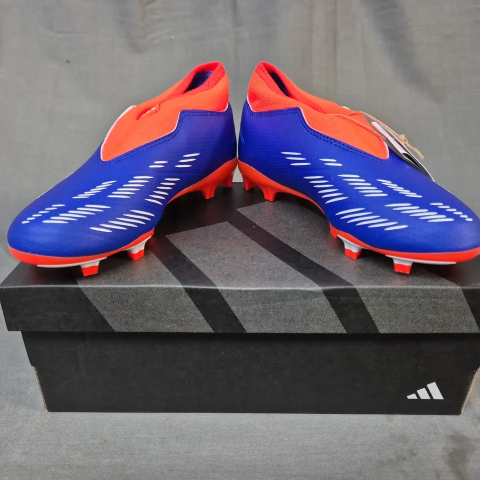 BOXED PAIR OF ADIDAS PREDATOR LEAGUE LL KID'S FOOTBALL BOOTS IN BLUE/ORANGE/WHITE UK SIZE 13K