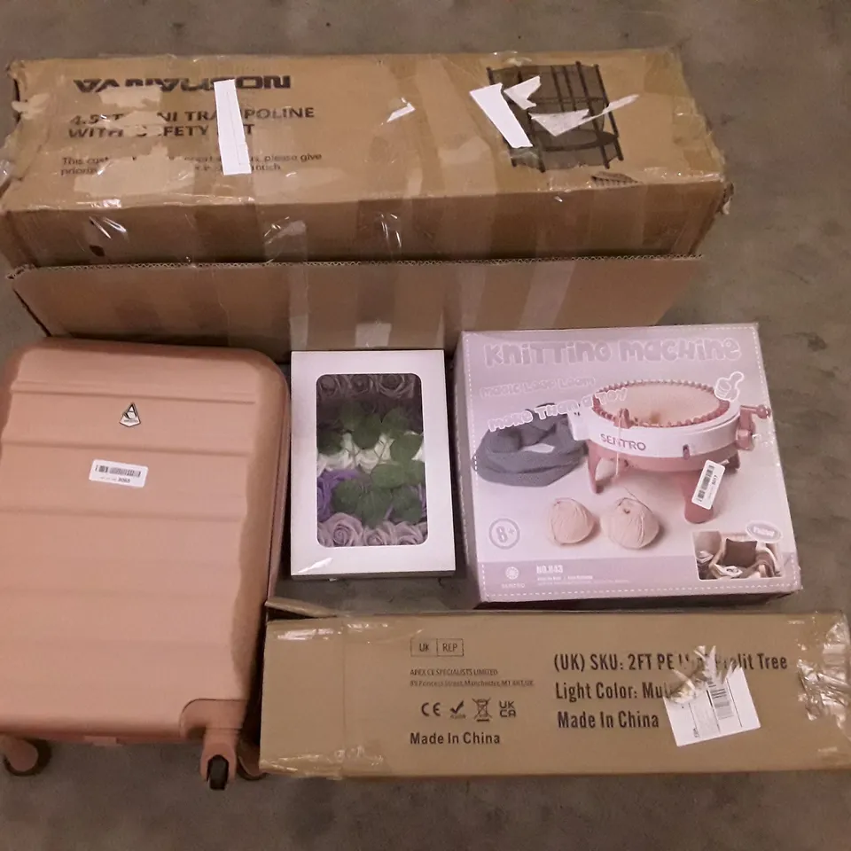PALLET OF ASSORTED PRODUCTS INCLUDING KNITTING MACHINE, 2FT PE MINI PRELIT TREE, ARTIFICIAL ROSE BAU, CABIN SUITCASE, 4.5FT MINI TRAMPOLINE BOUQUETS