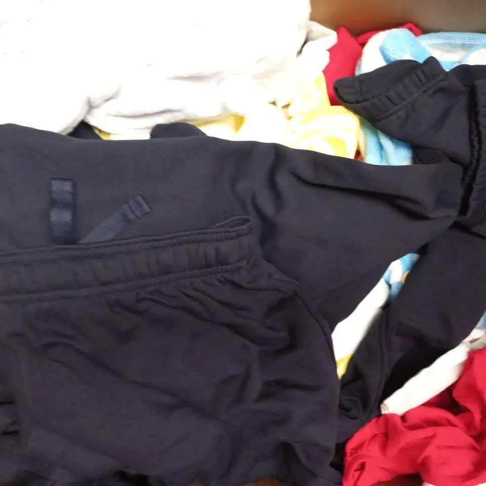 APPROXIMATELY 20 ASSORTED KID'S CLOTHING AND FASHION PRODUCTS IN VARIOUS STYLES AND SIZES - COLLECTION ONLY