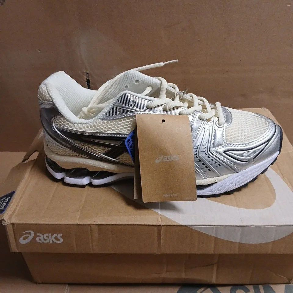 BOXED PAIR OF ASICS GEL-KAYANO 14 MEN’S RUNNING SHOES – UK 7