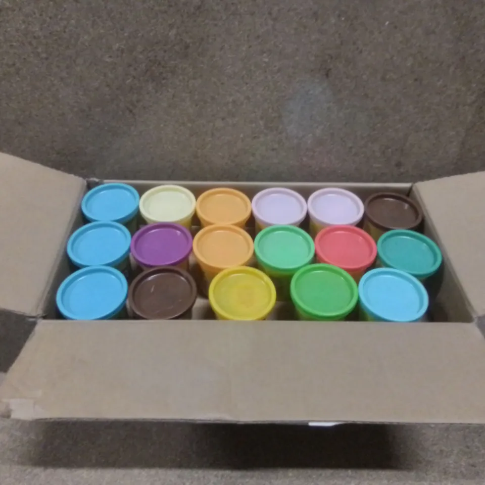 BOXED PLAY DOH, VARIETY OF DIFFERENT COLOURS 