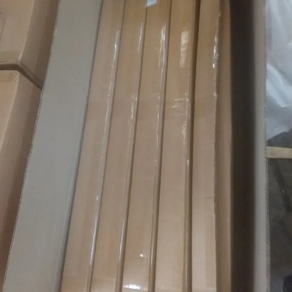 BRAND NEW BOXED x5 FISH MOBILE