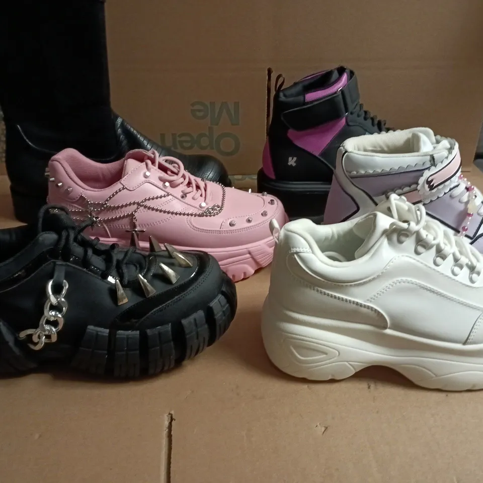 LOT OF APPROXIMATELY 15 ASSORTED PAIRS OF SHOES AND BOOTS IN VARIOUS SIZES