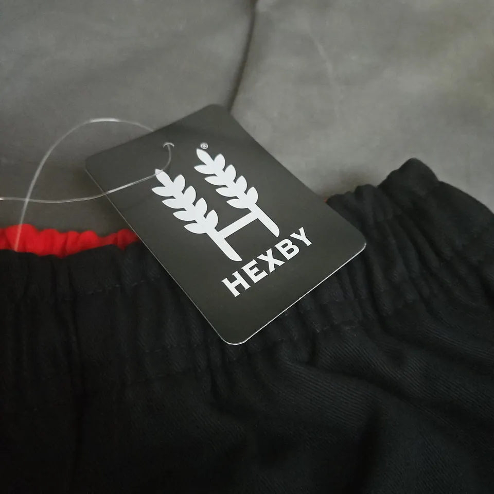 HEXBY RED/BLACK HARLEQUIN SHORTS – XS