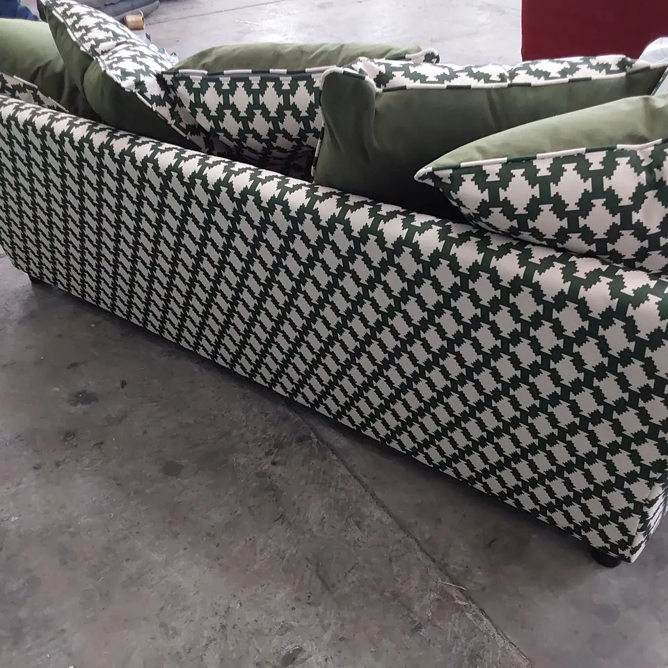 QUALITY BRITISH DESIGNER LOUNGE Co. BRONWYN FOUR SEATER SOFA TRIMOS TRIBAL TILE MOSS FABRIC WITH REVERSIBLE SCATTER CUSHIONS 