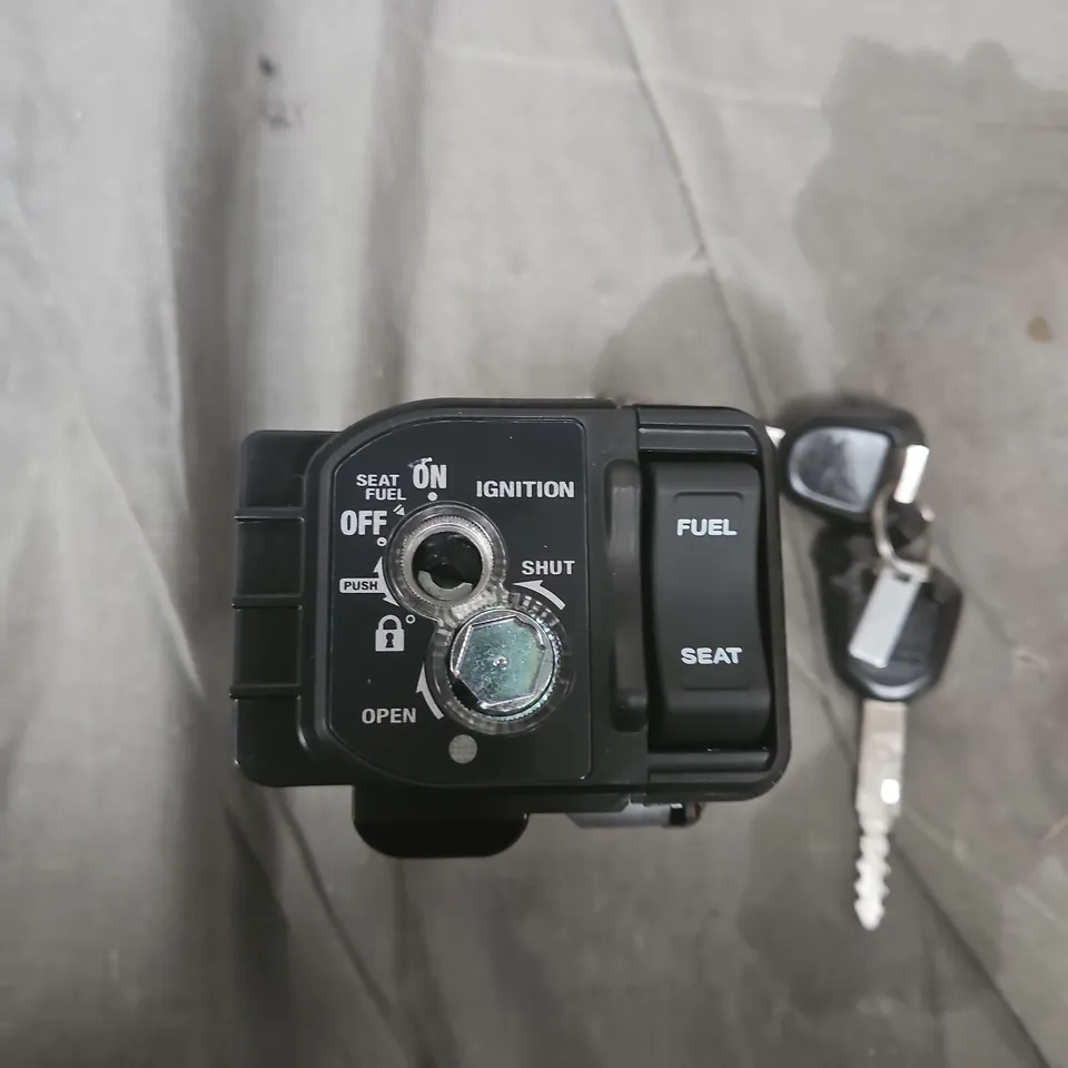HONDA IGNITION SWITCH ASSEMBLY WITH KEY AND INTEGRATED CONTROLS / 35100-K35-V12