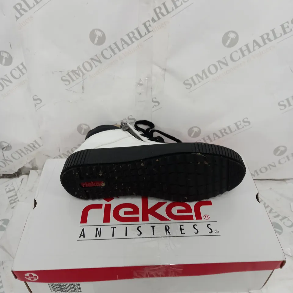 BOXED PAIR OF RIEKER HIGH TOP TRAINERS W. SIDE ZIP IN WHITE EU SIZE 40