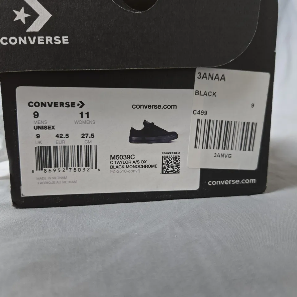 CONVERSE CHUCK TAYLOR ALL STAR BLACK MONOCHROME SNEAKERS – UK 9 (MEN'S)