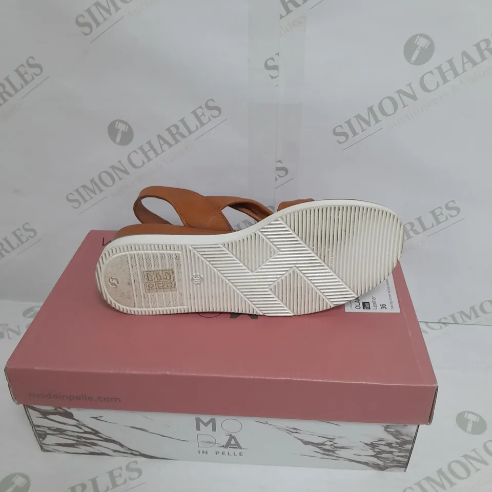 MODA IN PELLE OLANNA SANDAL TAN LEATHER - SIZE 3