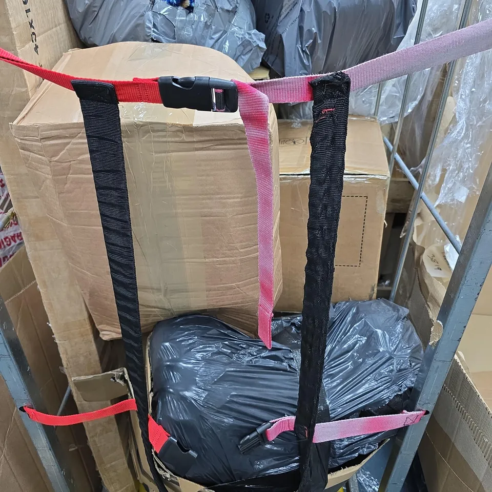 APPROXIMATELY 10 ASSORTED ITEMS TO INCLUDE DINNER SET, MIRROR, FLOOR LAMP, ETC - COLLECTION ONLY