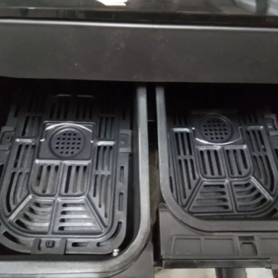 BOXED INSTANT VORTEX 8 IN 1 PLUS DOUBLE AIR FRYER 7.6L 