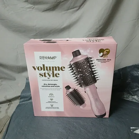 REVAMP 1200W BLOW DRY BRUSH BOXED