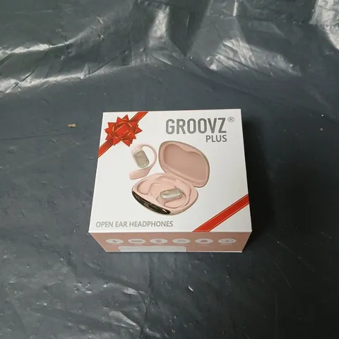 GROOVZ PLUS OPEN EAR HEADPHONES IN CHARGING CASE BOXED
