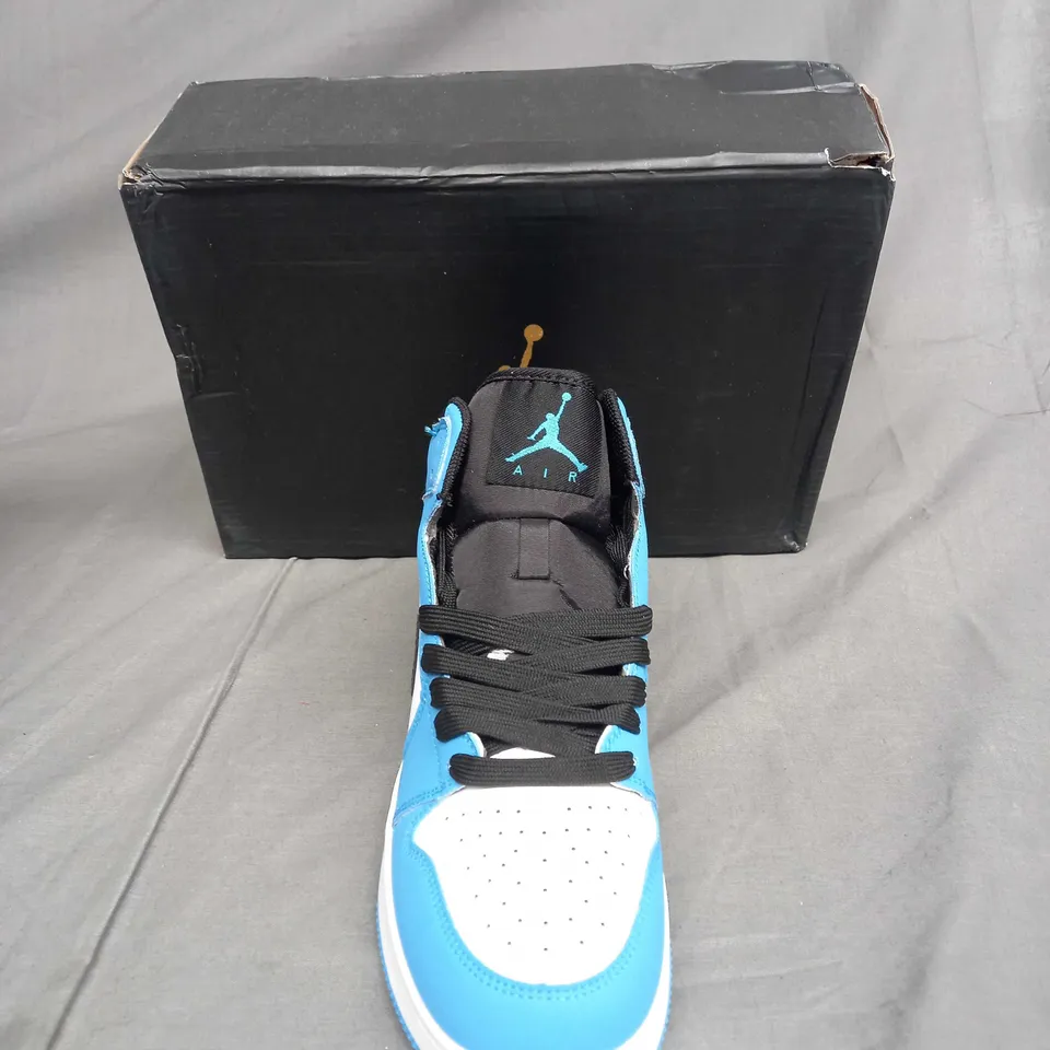 BOXED PAIR OF JORDAN 1 HIGHS SKY BLUE UK SIZE 5.5