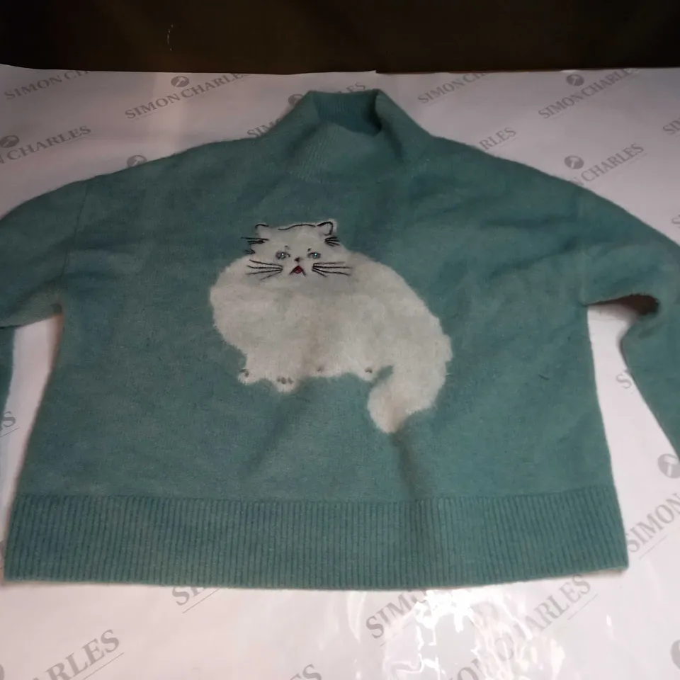 PARIS ATELIER & OTHER STORIES TURTLENECK SWEATER IN CAT DESIGN - LIGHT BLUE/GREEN - EU LARGE