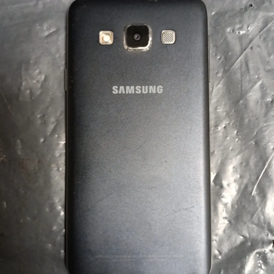 SAMSUNG GALAXY A3 SMARTPHONE 