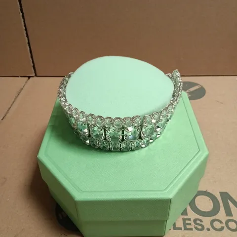 SWAROVSKI CHOKER NECKLACE WITH CLEAR STONES – BOXED