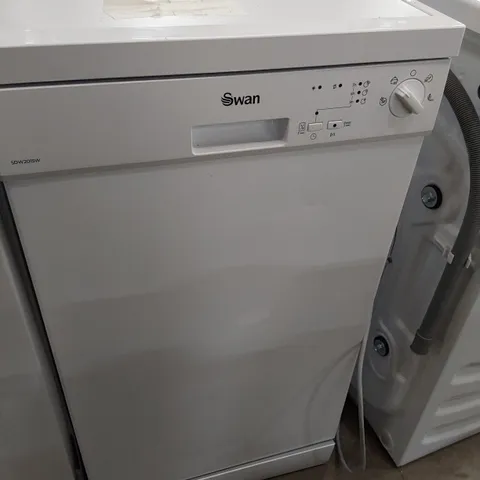 SWAN SDW2011W 10 PLACE SLIM LINE DISH WASHER WHITE