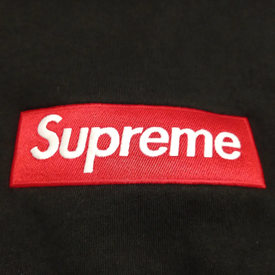 SUPREME BLACK CREW JUMPER - LARGE