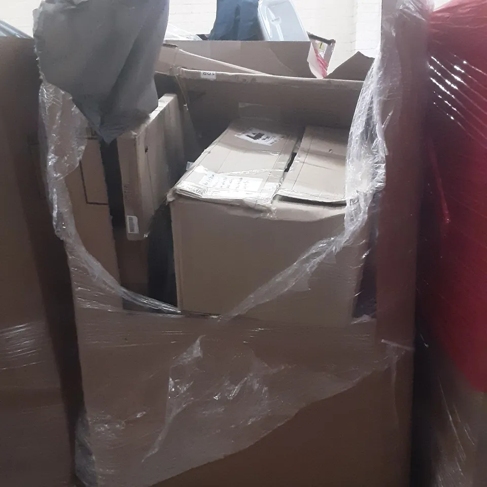 LARGE PALLET OF ASSORTED HOMEWARE ITEMS TO INCLUDE OFFICE CHAIR, SHOE RACKS, BAMBOO SHOWER MAT ETC