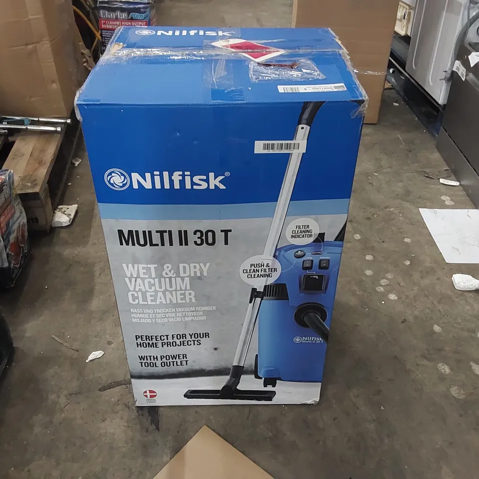 BOXED NILFISK MULTI II 30T VACUUM 