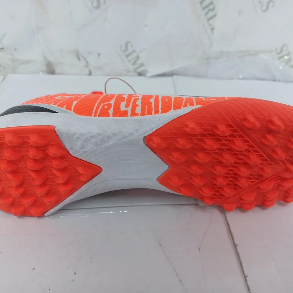 PAIR OF ADIDAS X MESSI.3 TF BOOTS IN WHITE/BLACK/RED - SIXE 5.5