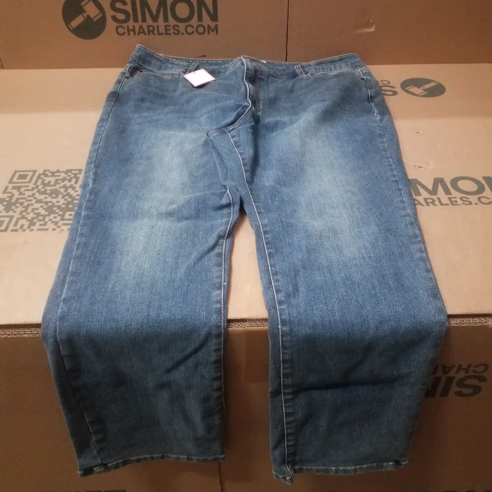 BOX CONTAINING APPROXIMATELY 15 BRAND NEW JULIPA DENIM BLUE SLIM FIT JEANS - SIZE 20 